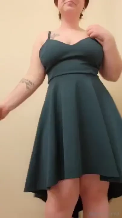 I feel pretty in my new dress especially when i lift it up and see you part 1 