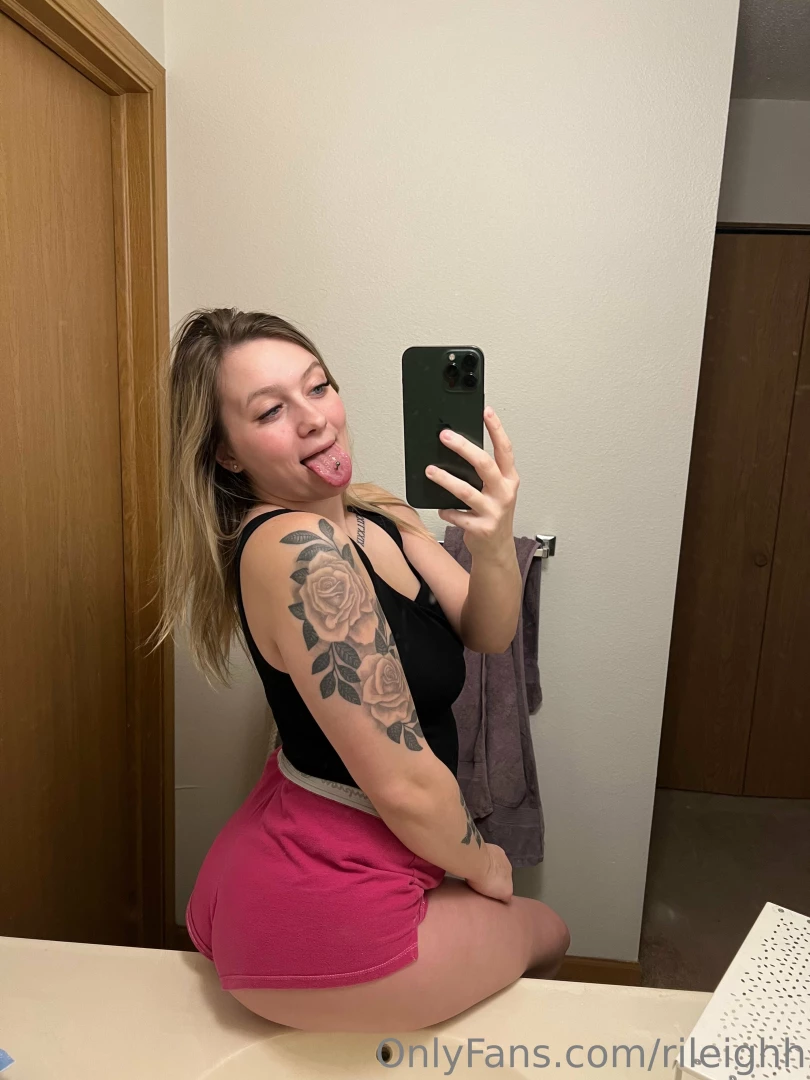 Tongue out waiting for you part 1 