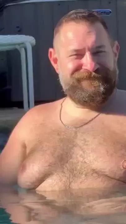 Big dip some fun in the water 