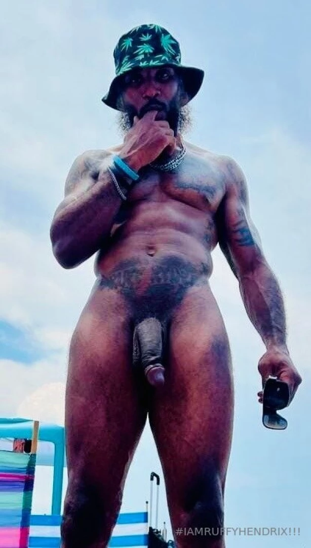 Enjoy this dick bundle who wants to suck it check out my stroke game 