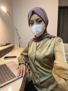 Wanna sneak under the desk and part 1