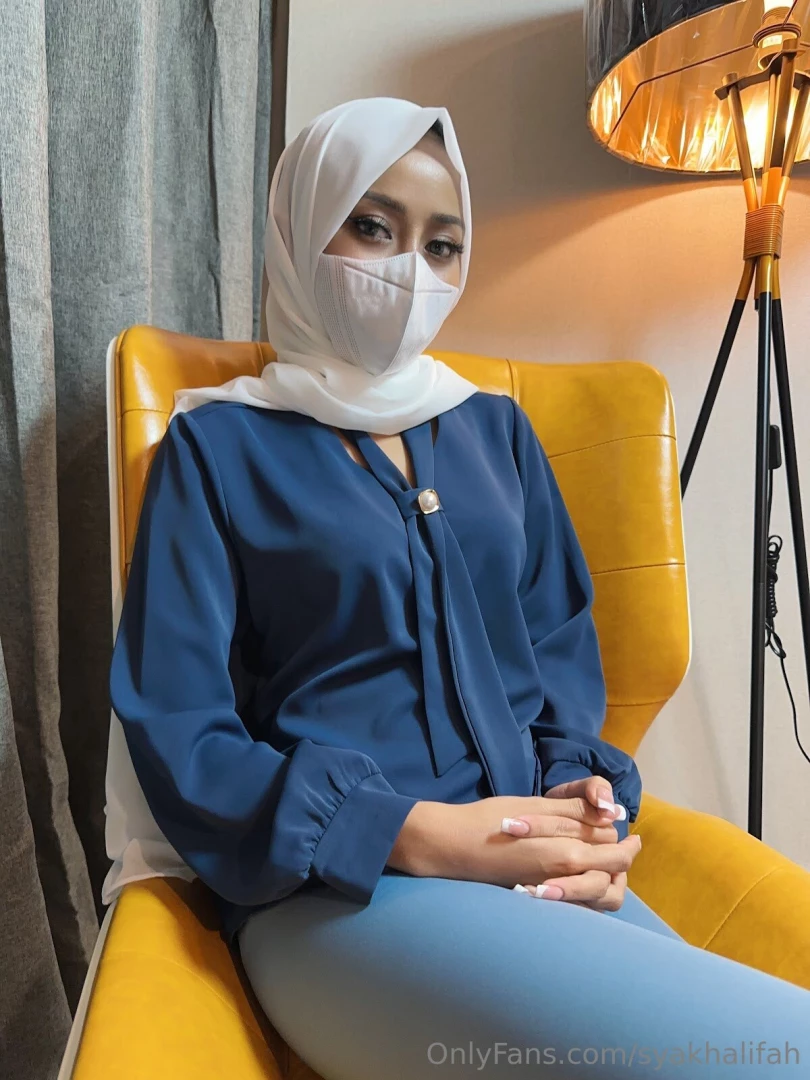 Does my gaze get you horny 