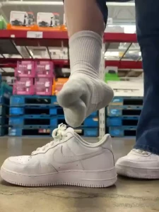 Time for me to start catching up starting with 3 days in these nike part 2