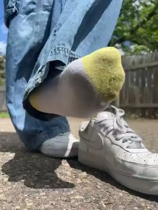 Days 1 and 2 in these socks for me soo cushioned meaning they hold a part 10 