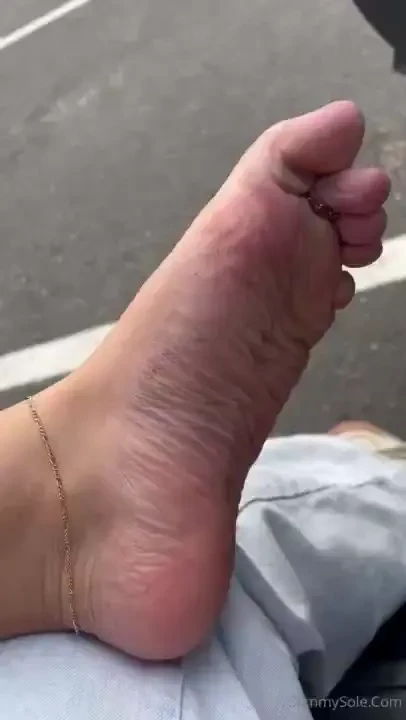 3 days in some black skatersocks there is something special about the part 10 