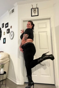 I m baaaaaaaaack allow me to re-introduce myself i m ramona a 6 2 bbw