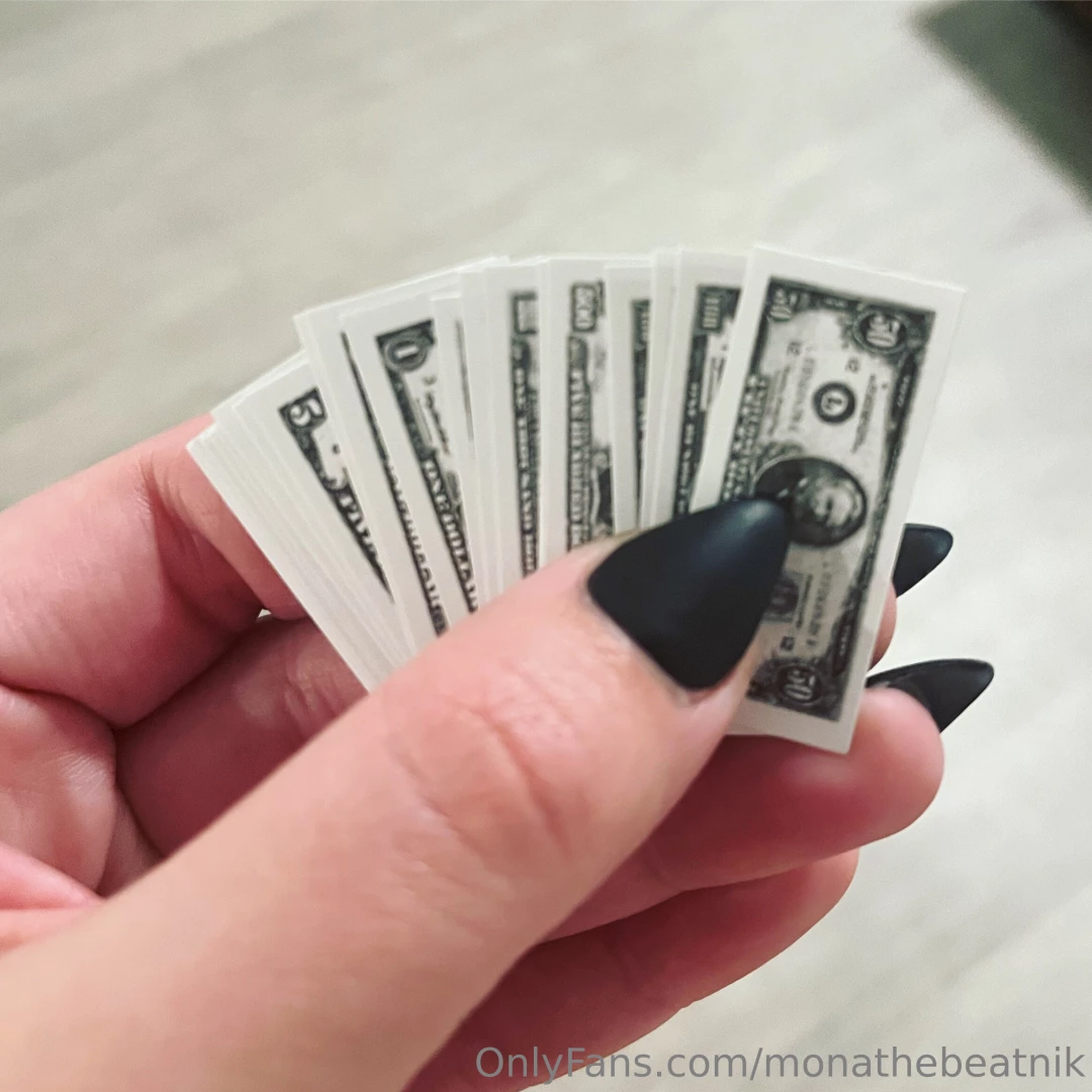 Counting all of the human money that my paypigs sent me yesterday 