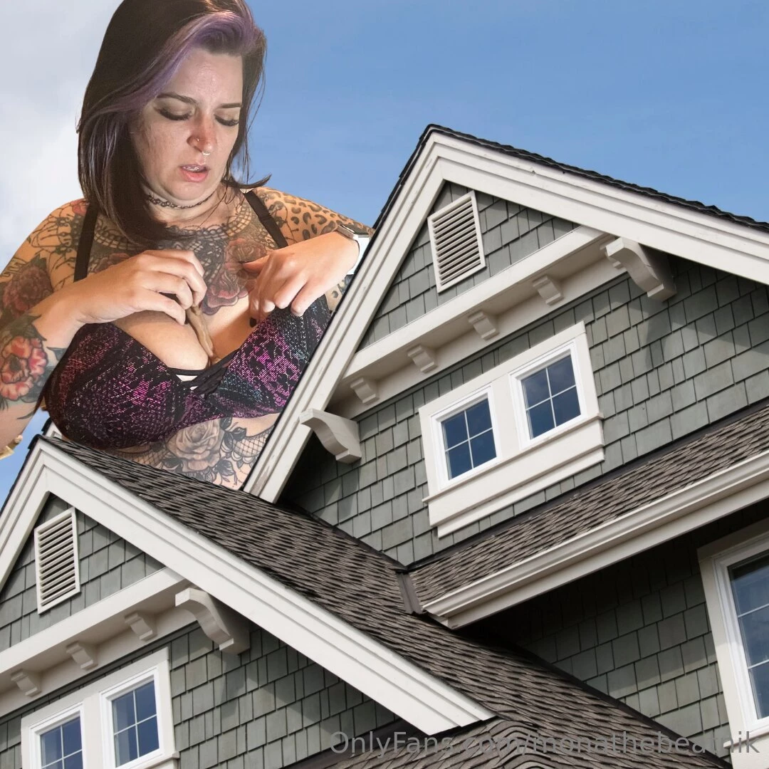 Come here tiny i ll keep you safe 