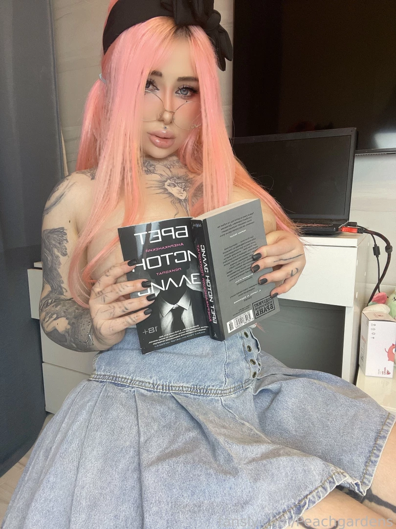 Oh you finally noticed what i m hiding behind this book i thought you 