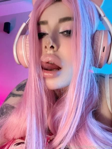 How do you feel about music i really love listening to her will you