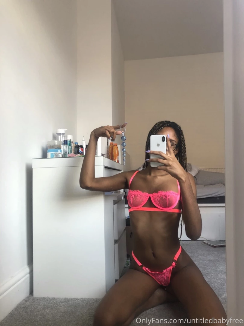 Spot the anal beads 