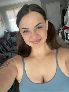 This cutie fairy_elizabeth has never had a boyfriend and wants to see part 28