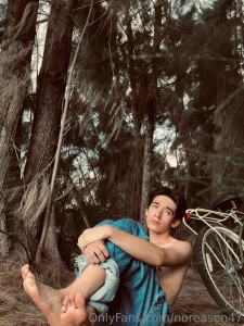 Feet amp pits outdoor jerk off vid in the 3rd slide part 2