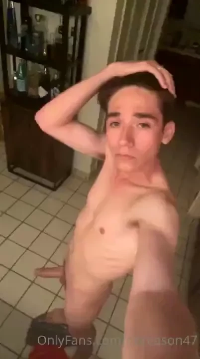 Some pics from my friends kitchen lol part 5 