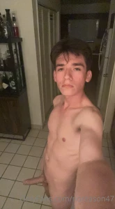 Some pics from my friends kitchen lol part 1