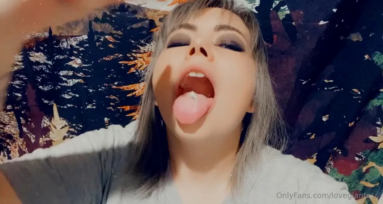 Vorelovers giantess dangling you over my mouth and a nice gulp 