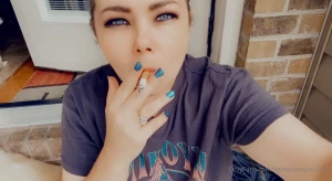 Does it bother you that i smoke