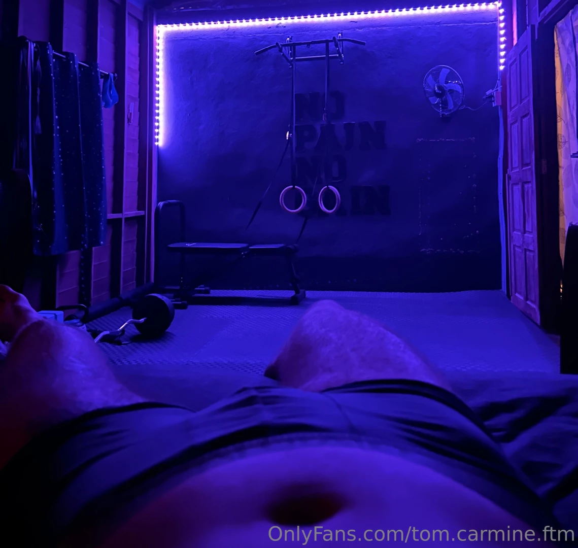 Sex in the gym 