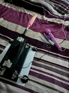 Hmmm what is everyone doing should i go live with my toys
