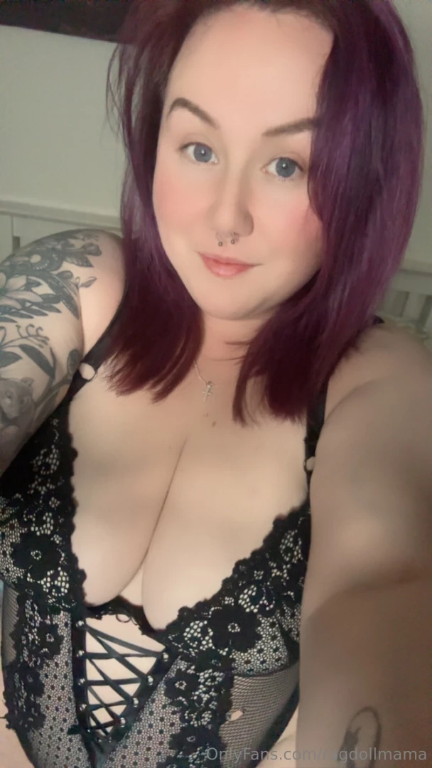Thinking of going live again this sunday evening uk time who wants to 