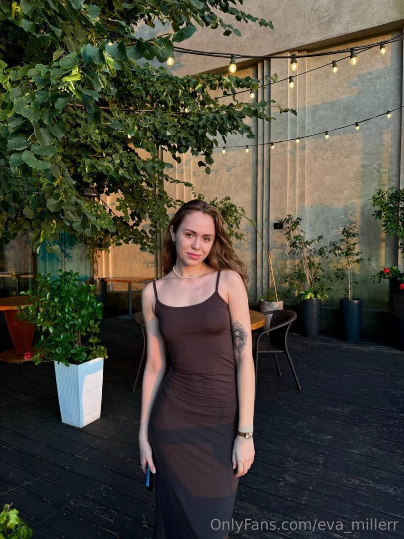 I feel wonderful in this outfit how do you like my new dress 