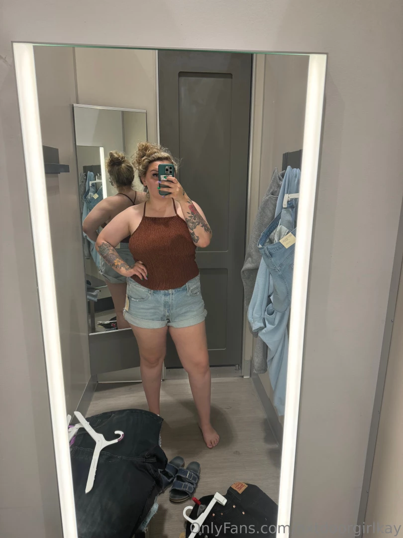 Buying myself some cute outfits since you all spoil me my birthday is part 1 