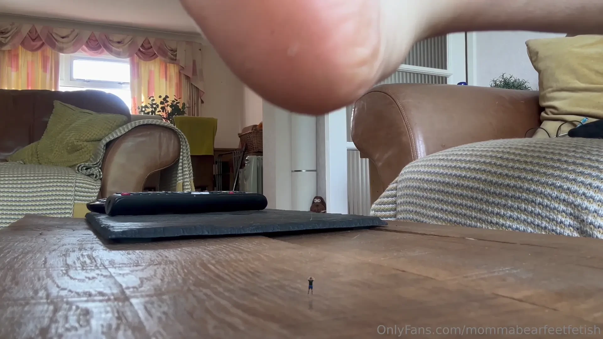 Unaware mommabear crush https www deviantart com mommabearanddaughter 