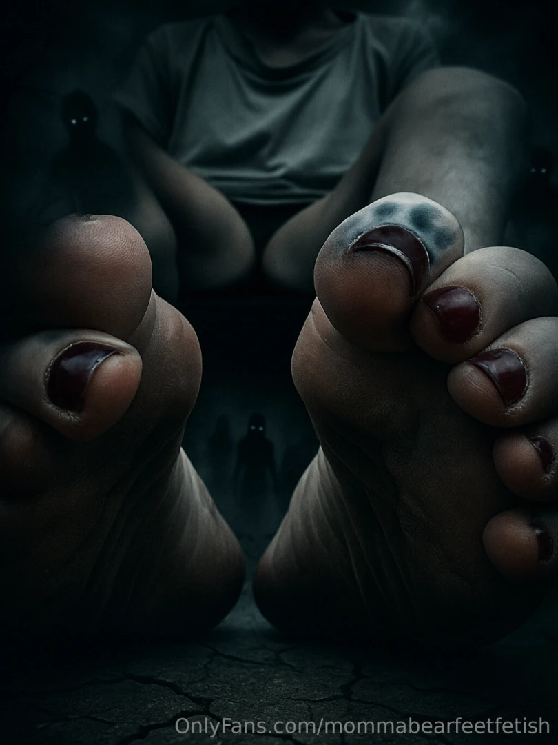 Scary toes 