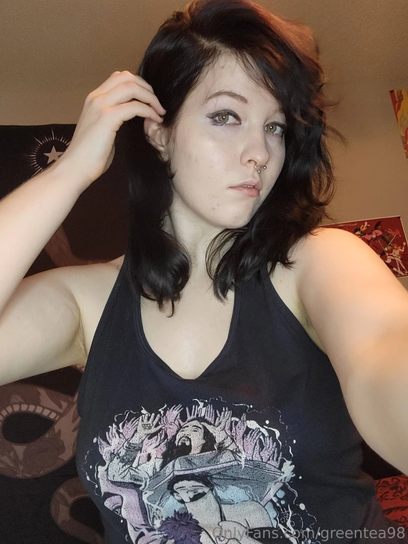 More selfies i took before recording lt 333 