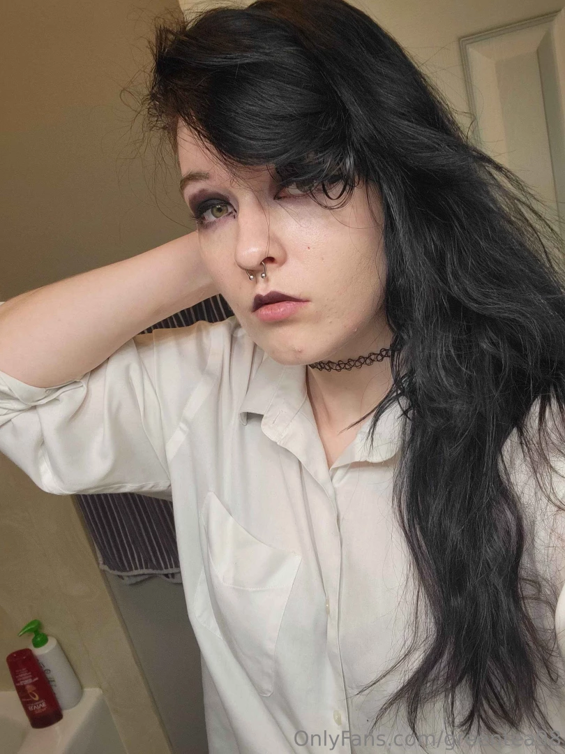 Some selfies before recording i hope you guys had at least an okay day part 2 