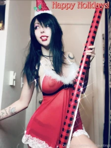 My onlyfans now has reached 700 total photos i started my onlyfans