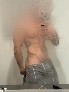 Tb who trynna hop in the shower with me