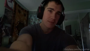 Come say hi i m chillin and gettin naked on my main account fun little part 1