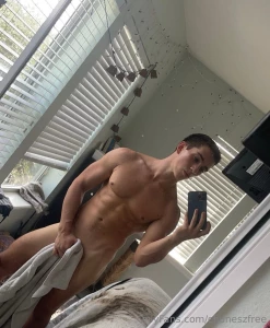 Yoooo ya boy broke his leg whoopsie check back in soon for updates