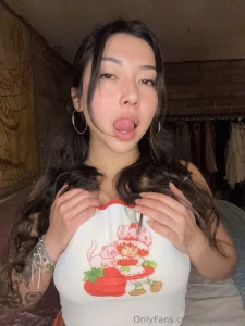 Leaked my own nudes check your dm before i unsend in 12 hours