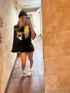 Should my next video be a gym fuck sesh orrr something else anyhoo im