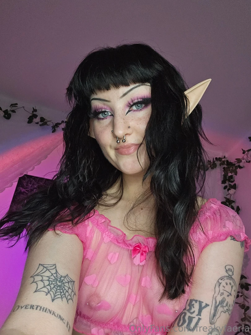 Make sure to send me a christmas tip i mean of course you can show me 