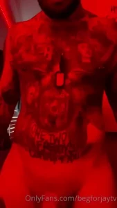 I m in a fuckin mood today cum play