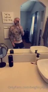 Hi loves i finally have a day off to myself this week and i m giving