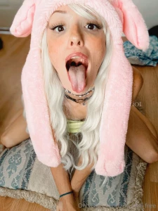 The hungry baby bird pose lol