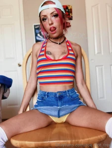 An actual every day zoe outfit i m being good and wearing panties