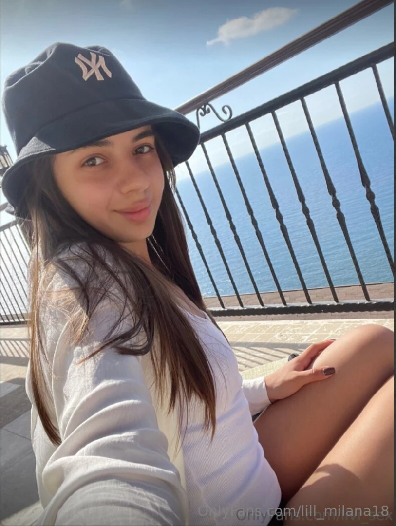 Free subscription only today desire_livi she s so kinky for her age part 266 