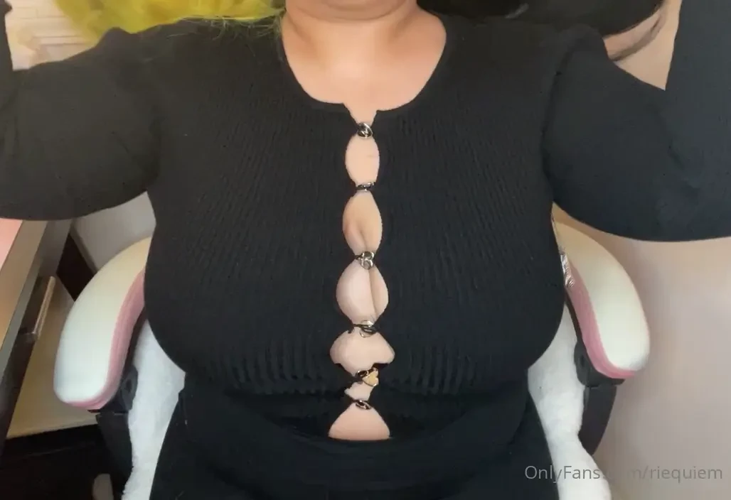 Some of y all have messaged and requested more bouncing jumping videos 