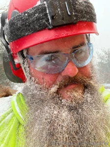 What i look like when i have to work during a winter storm