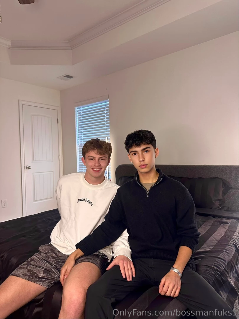 Everyone meet my new twink friend kashfloe he just started of show him 