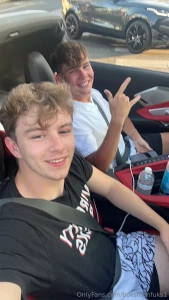 Got something hot coming at 6 pm tonight opash