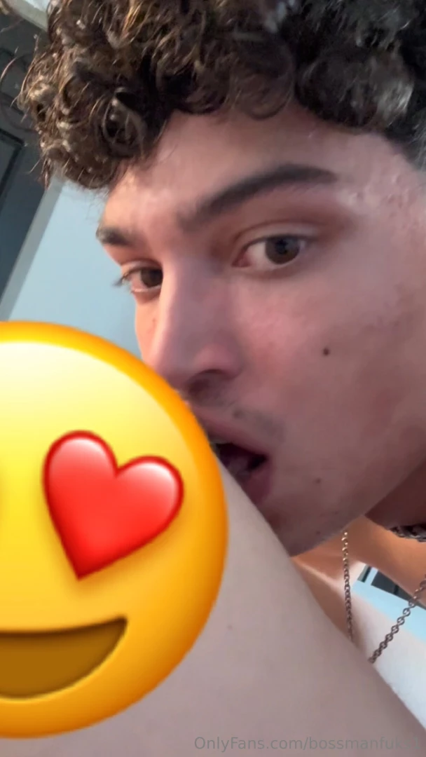 Big bundle deal with alexmyers in this i get my ass ate for 9 minutes part 2 