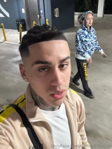 Check messages happy monday