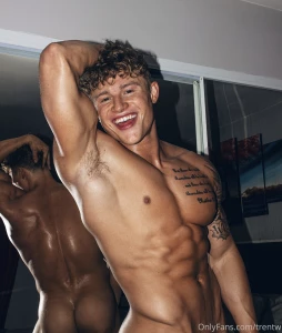 You guys voted live may 6th at 9pm cst you don t wanna miss out on