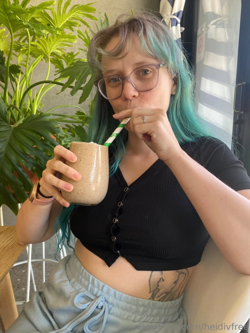 Someone called me delicious and it made me so happy hehe 